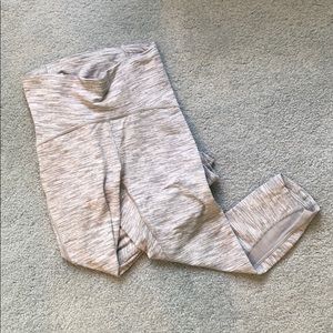 Cropped lululemon leggings with mesh detail
